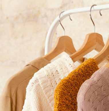 FOXY SHOPPING CLOTHES